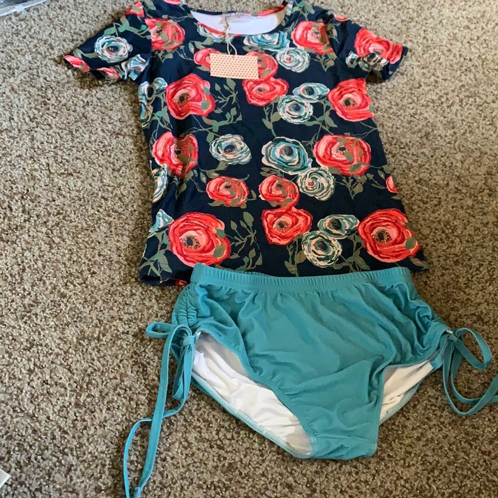 Oopsie Daisy Rashguard two piece swimsuit, Size 14